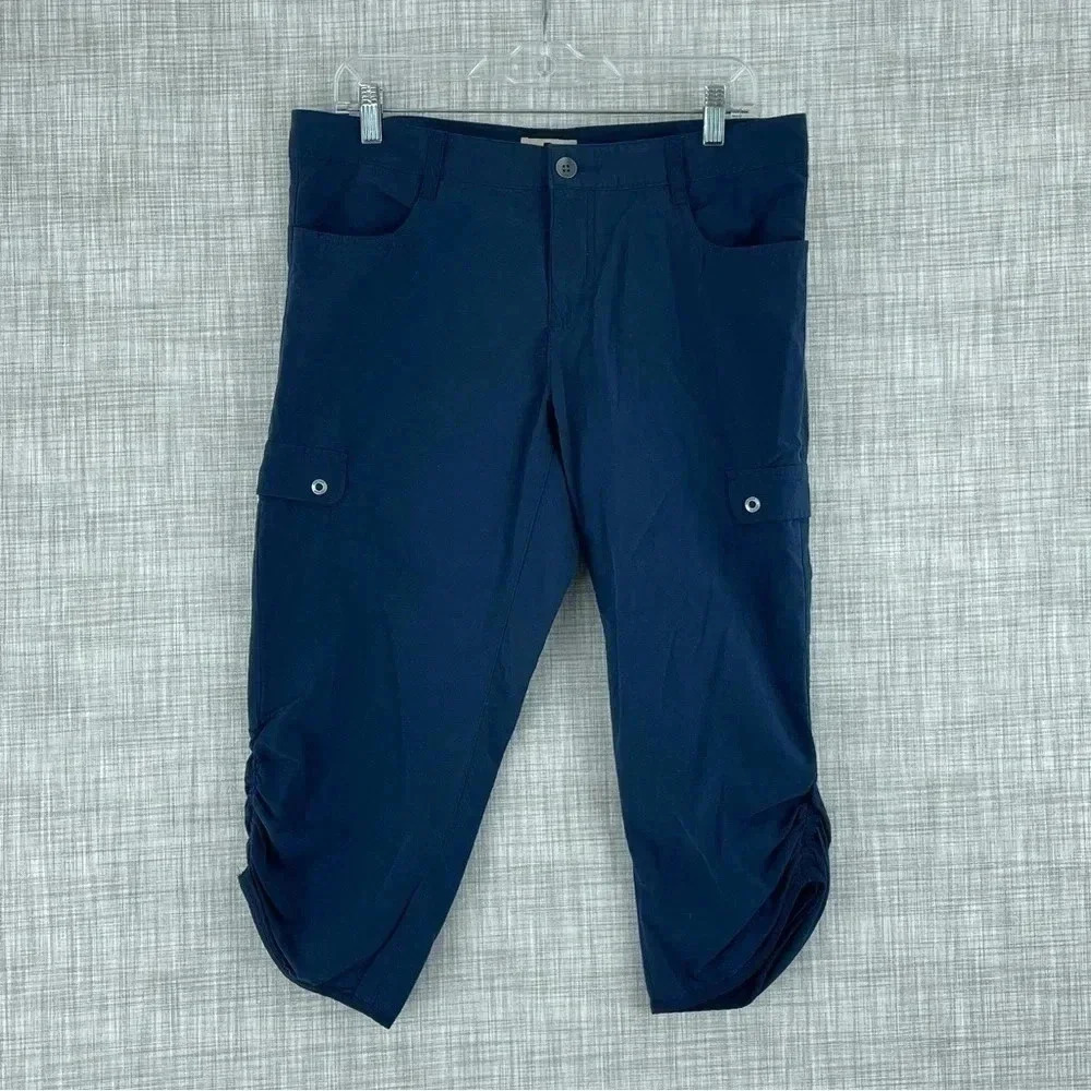 Woolrich Womens Size 8 Navy Blue Crop pants 1758
